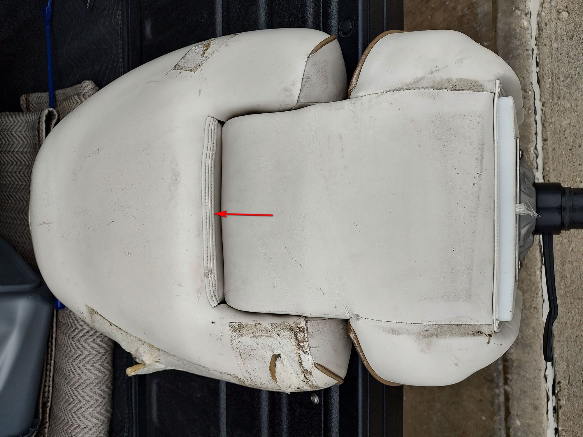 casting chair 1.jpg